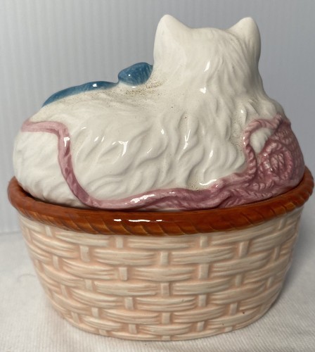 2 Sewing Pin cushions Ring Notions Cat Kittens Yarn 187 - Picture 16 of 23