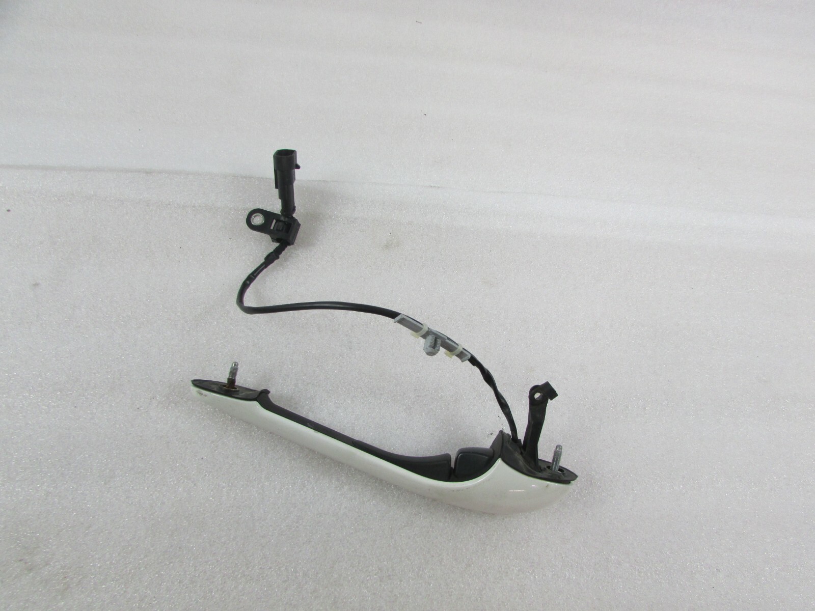 Maserati Granturismo, LH, Left Exterior Door Handle, Used, P/N 69287700
