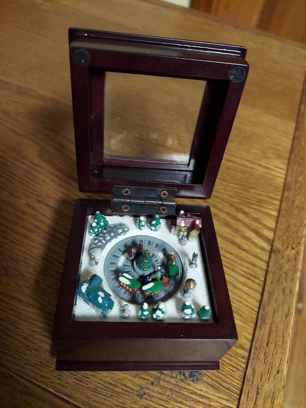 Mr. Christmas Mini Moving Train Music Box Plays "Deck The Halls" Village Scene