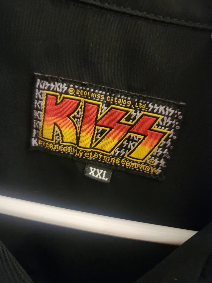 Vintage Dragonfly 2001 Kiss Band All Over Print Button Up Shirt Size XXL - Image 2 of 4