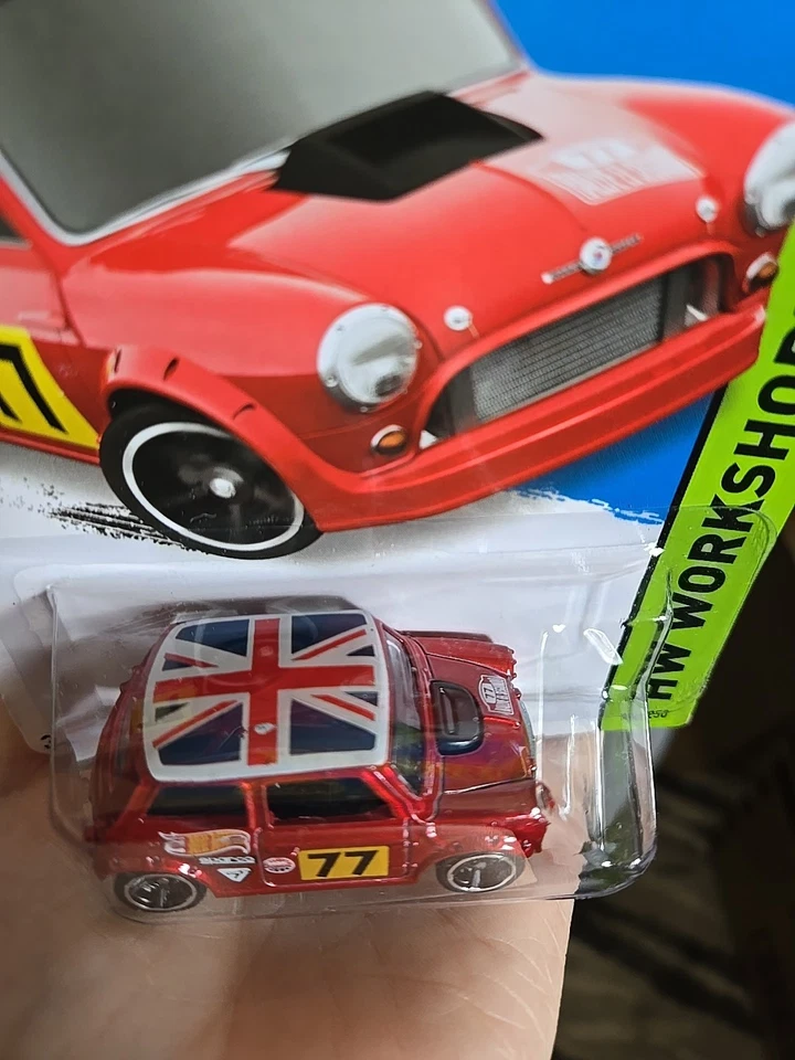 Hot Wheels Morris Mini #194 2014 rojo - HW Workshop - HW All Stars - 1:64 BFD68 Foto 2 de 4