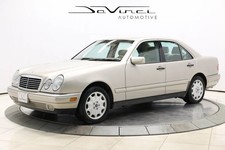 1998 Mercedes-Benz E320 E 320 4MATIC Sedan 4D