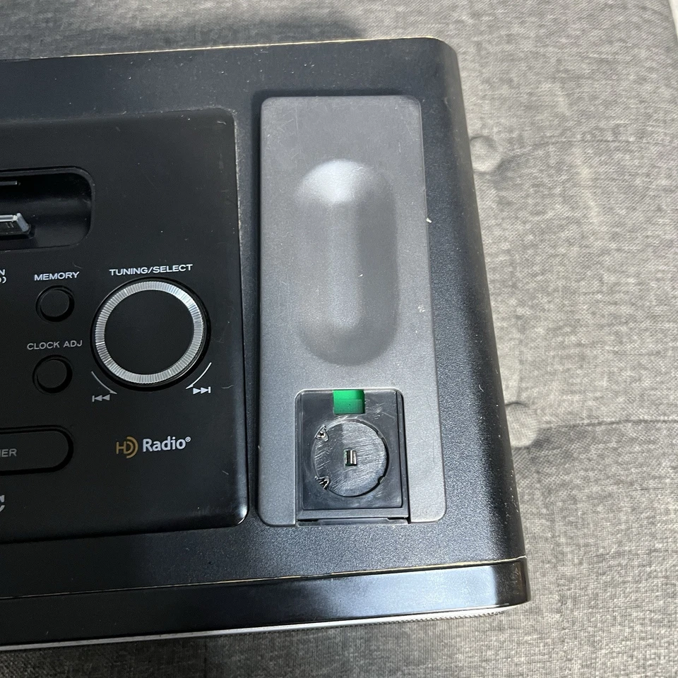 TEAC HD-1 AM/FM HD Radio Receiver Alarm Clock iPod Dock w/ Remote & Instructions - Image 4 of 4