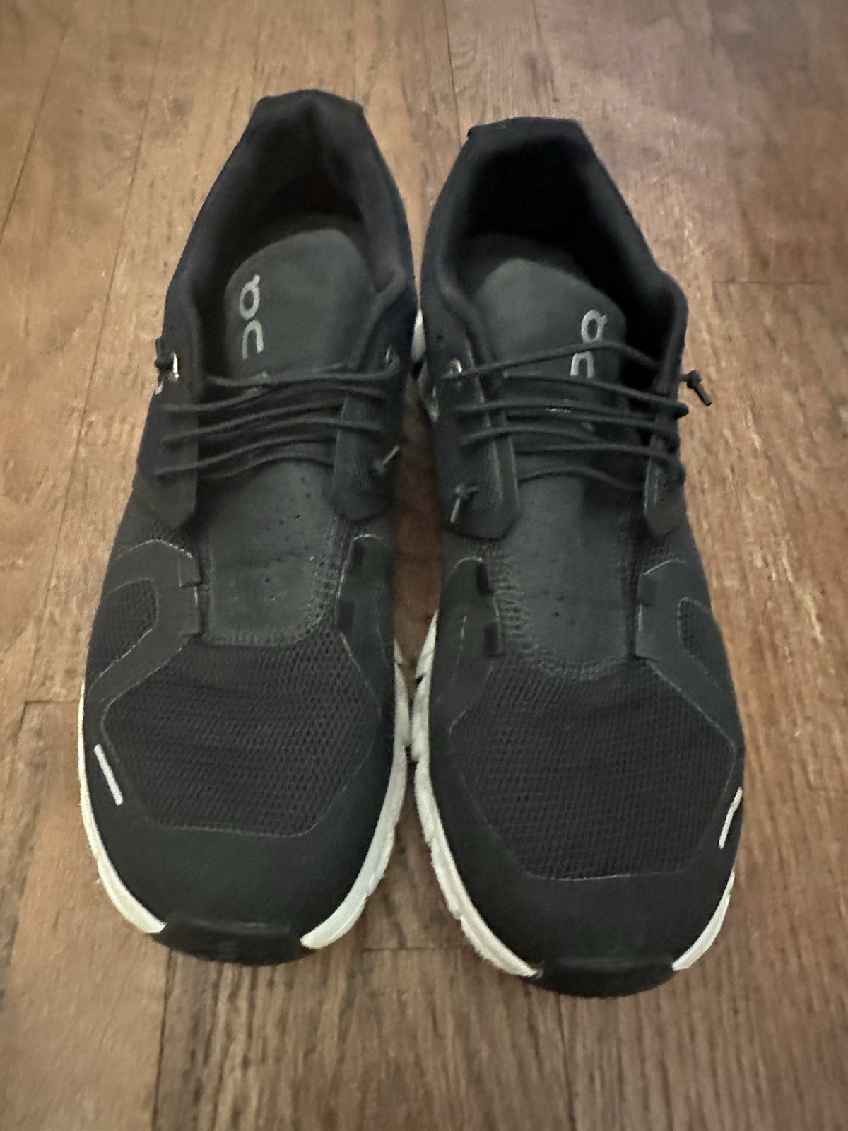 On Cloud 5 Running Shoes Black Mesh Sneakers Men’s 9.5 / Women’s 11 Lace Up