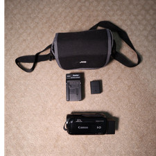 Canon VIXIA HF R50 Full HD Handheld Camcorder 57x Wi-Fi HDMI SD Bundle