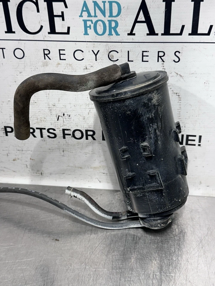 1992-1995 Honda Civic VTEC Charcoal Canister OEM - Image 2 of 4