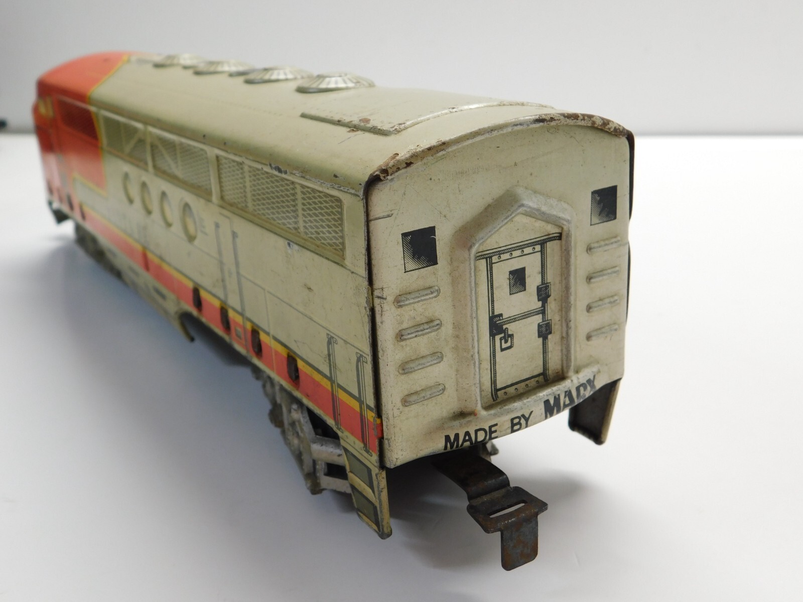 O Gauge Vintage MARX Tin Santa Fe Powered & Unpowered Diesel