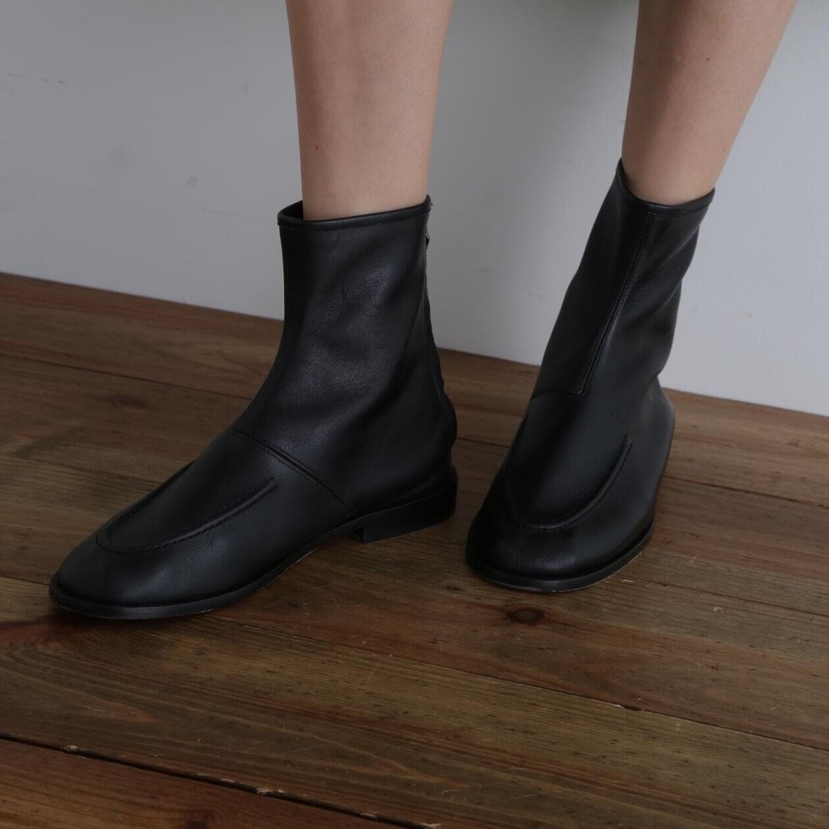 HEREU Juliol Soft Leather Ankle Boots in Black Size EUR 40