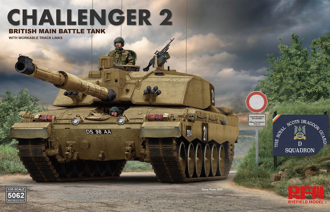 Rye Field  RM-5062 1:35 British main battle tank Challenger II with workable tra