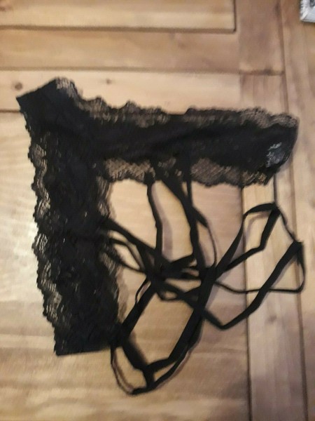 BRAQUITA TANGA PANTYES QUEEN LINGERIE COLOR NEGRO TALLA M
