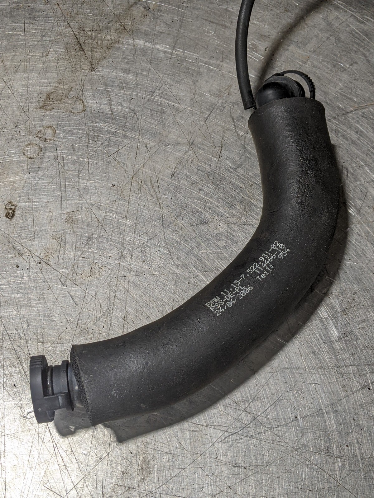 06 BMW 325i E90 Engine Crankcase Breather Hose OEM A13 for sale 