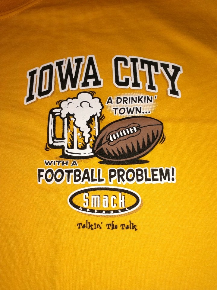 Smack Apparel Iowa City "Drinking Town, Football Problem" SzXL Yellow T