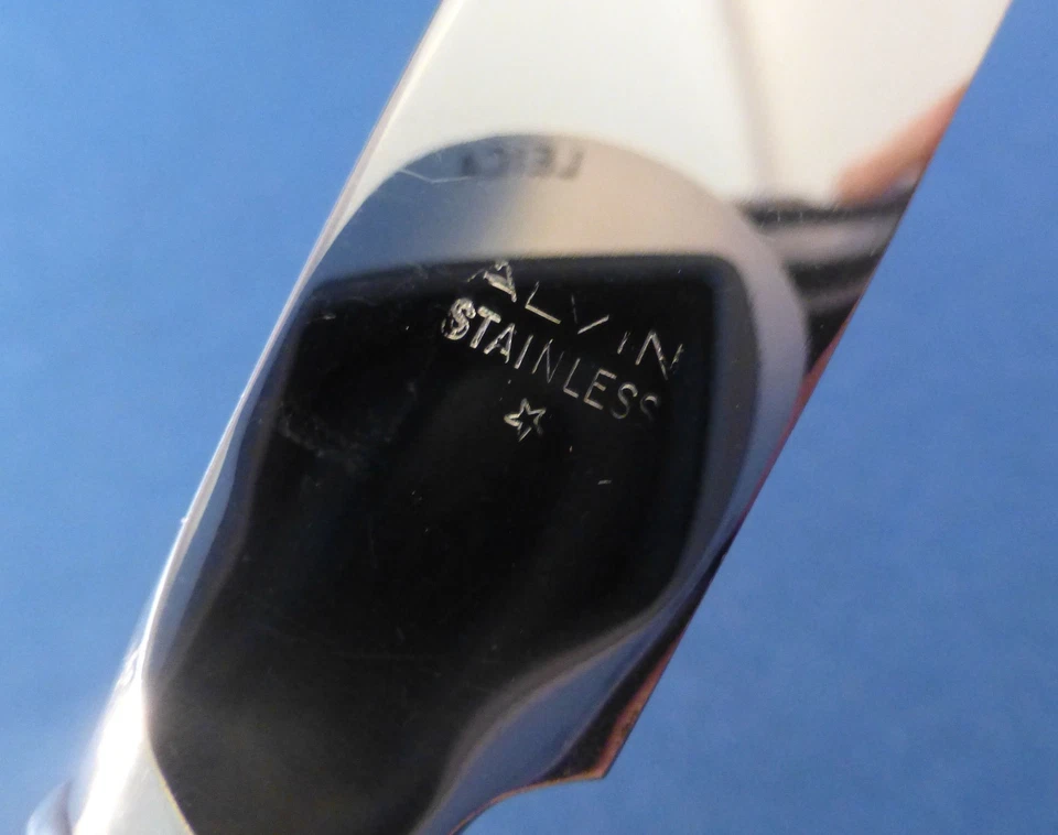 AJUSTE DE LUGAR DE ALMUERZO CHATEAU ROSE-ALVIN 4 PIEZAS ESTERLINA-FRANCÉS Foto 2 de 3