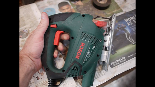 Bosch PST 700 E seghetto alternativo fai da te - usato pochissimo con scatola - Video 1 di 1