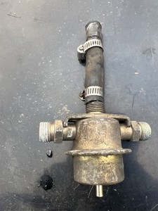 PORSCHE 928 , BOSCH FUEL PRESSURE REGULATOR , OEM , 0280160215