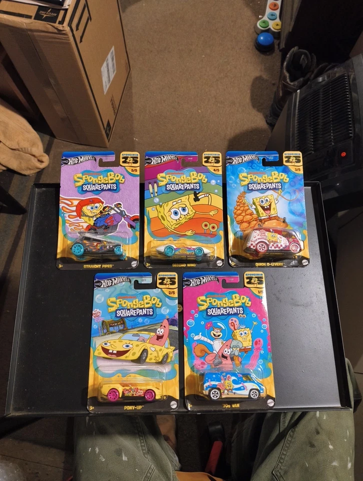 Juego Completo 2024 Hot Wheels Plata Nickelodeon Bob Esponja 25 Aniversario 1-5 Foto 2 de 4