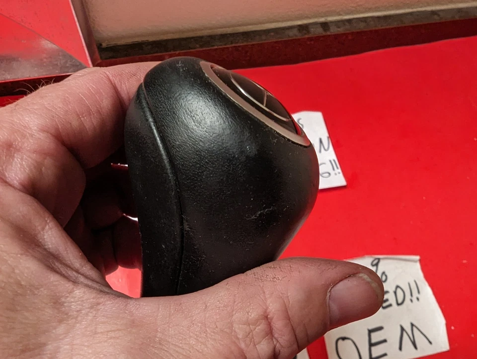✅OEM 2005-2008 Mercedes R171 SLK280 Center Console Shift Shifter Knob BLACK - Image 4 of 4