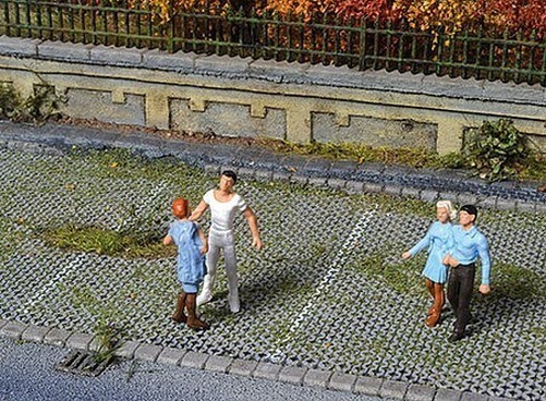 Vollmer 48250 HO Scale Street Curb w/Inset Parking Space - Stone Art