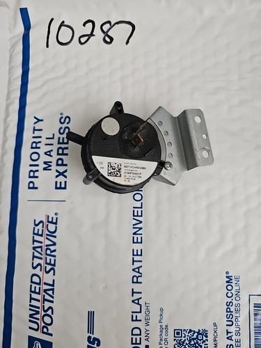 Goodman 0130F00001P 9371VO-HS-0096 Goodman Pressure Switch -1.20