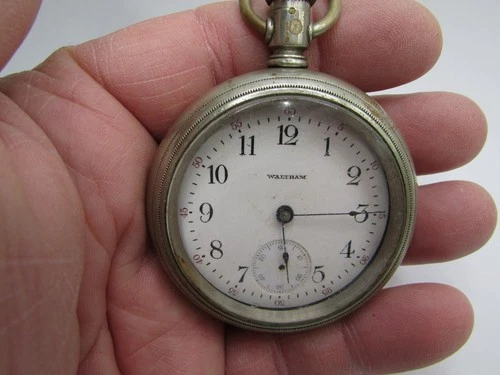Old American WALTHAM Watch Co. Silveroid Lever Pocket Watch Swing Out Movement