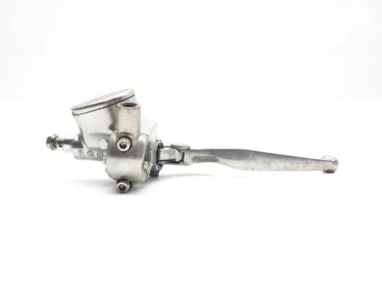 前刹车主缸 2002 川崎 Vulcan 1500 VN1500E 经典 3341 — 第 2/4 张图片