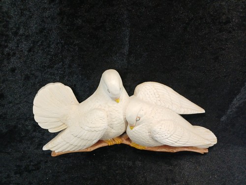 Chalkware Doves Wall Hanging - Picture 2 of 5