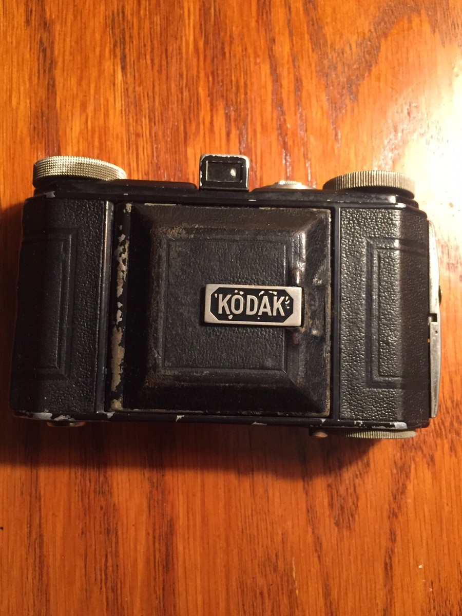 Appareil photo vintage années 50 Kodak Retina Ia et objectif