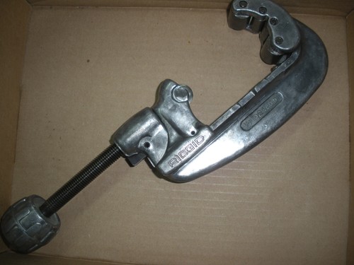 Ridgid 132 1/4 to 2/58 OD pipe cutter Quick adjust clean - Picture 5 of 6