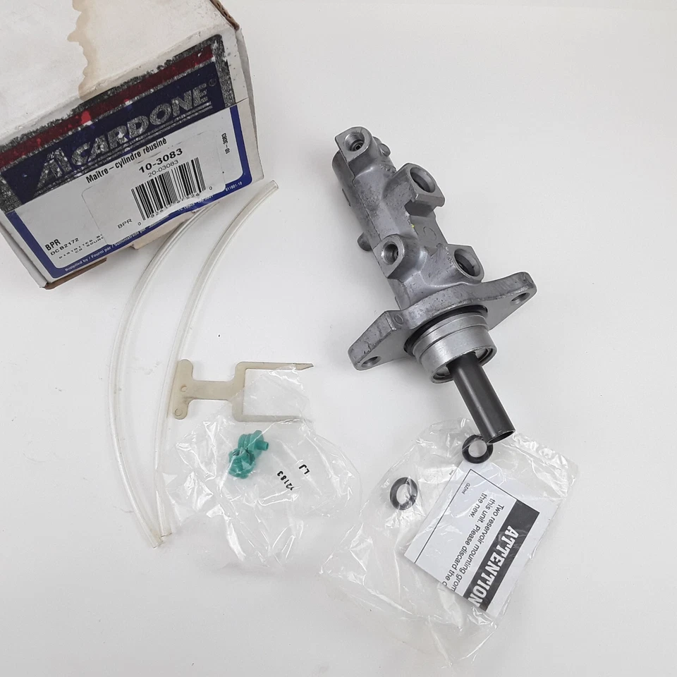 Cilindro maestro de freno para Dodge Stratus 2003-2005, Chrysler Sebring 2004-2006 Foto 2 de 4