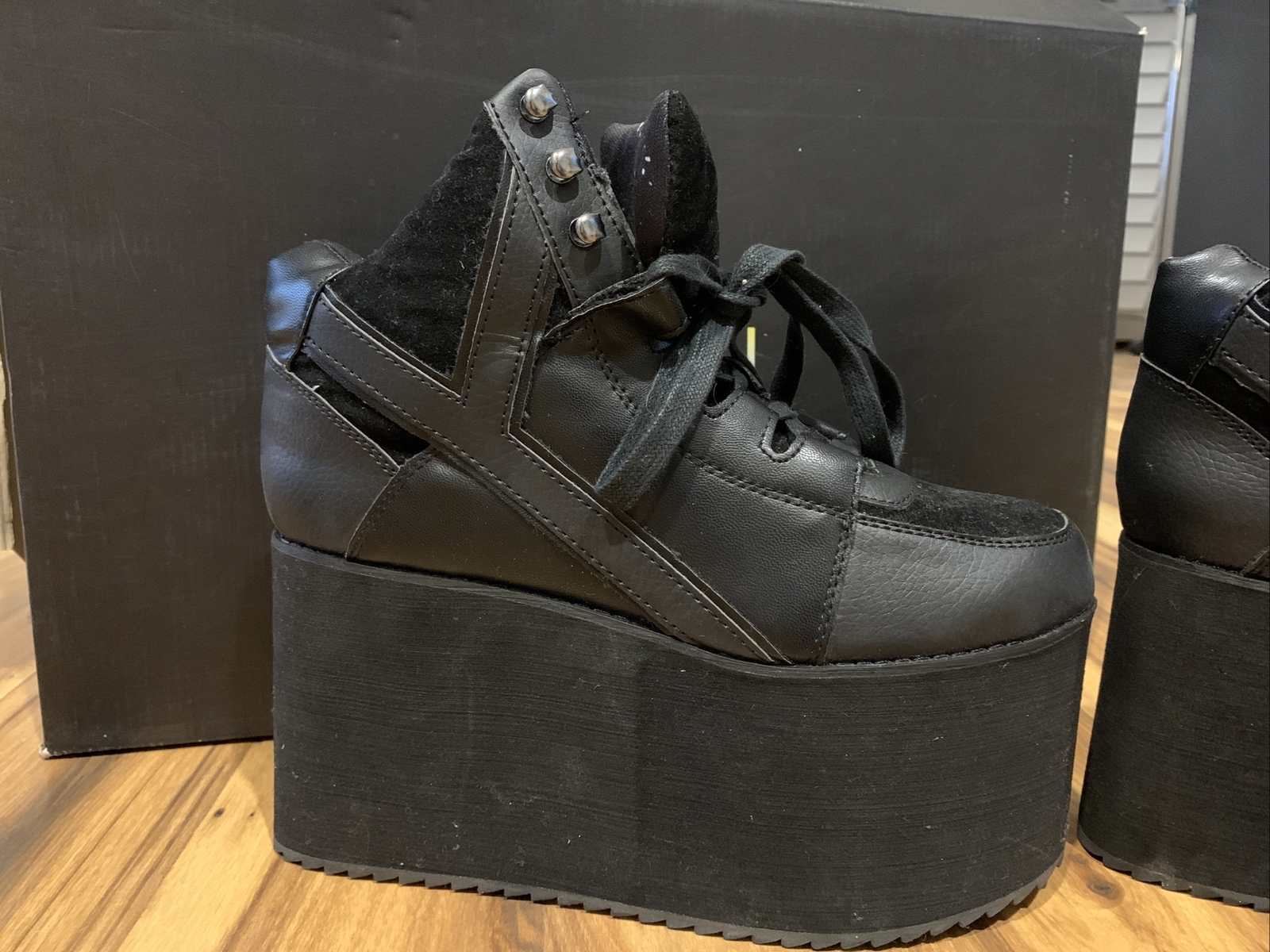 NIB YRU Black Platform Shoes - Size 9 | eBay