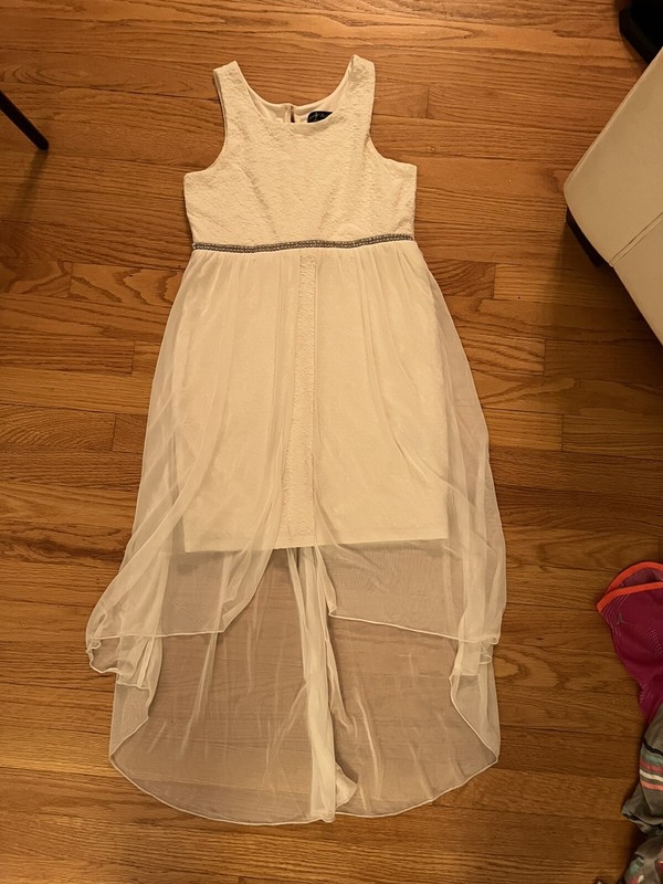 Beautiful gorgeous ivory high low dress Girls size 14 Crystal Doll