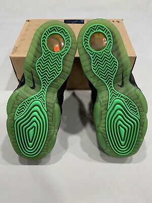 2009 Nike 1/2 Cent Green Spark 344646-002 New BNIB Half 2009 Nike 1/2 Cent Green Spark 344646-002 New BNIB Half