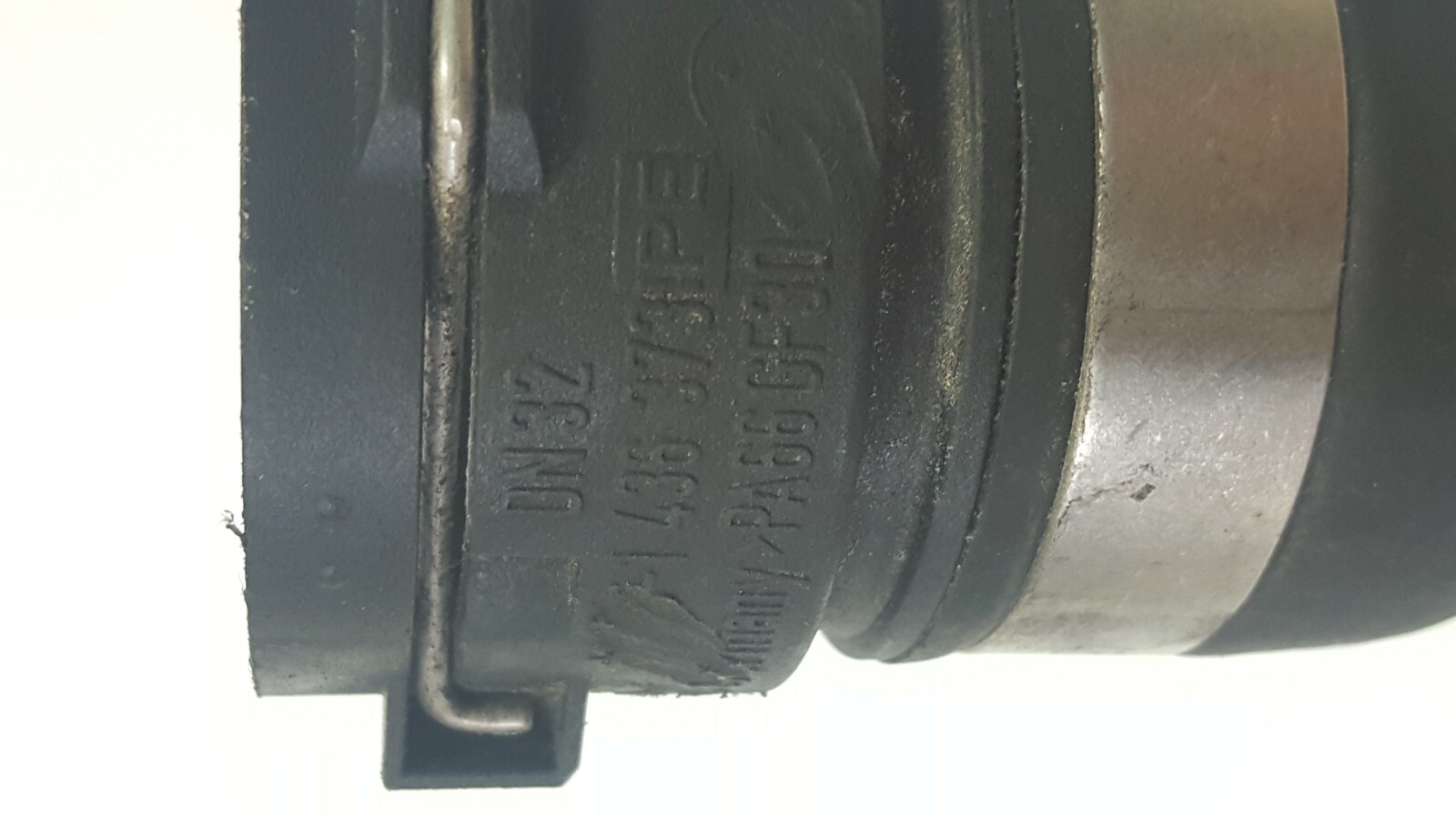 BMW E46 325i 328i 330i 99-05 GENUINE LOWER Radiator Hose 