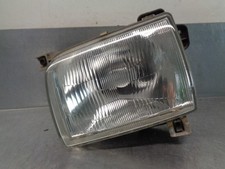 Feu avant (phare) Nissan PICK-UP