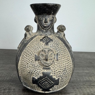 Antique Pre-Columbian Chimu Black Clay Pottery Vessel  Figures Folk Art Peru