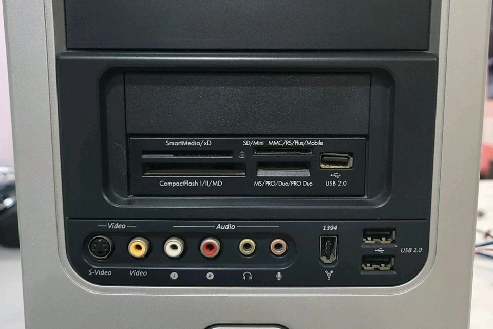 HP Pavilion d4996t Windows 10 Pro Intel Core 2 Quad 2.4GHz 4GB Nvidia & Extras - Image 2 of 4