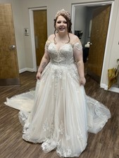 Poffie Girls Ivory Lace Sweetheart Off-Shoulder Ball Gown, Plus 22 Corset