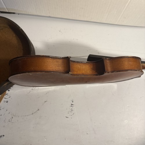 Antike Vintage Geige mit Koffer zum Reparieren Review Bilder & Beschreibung lesen - Bild 9 von 18