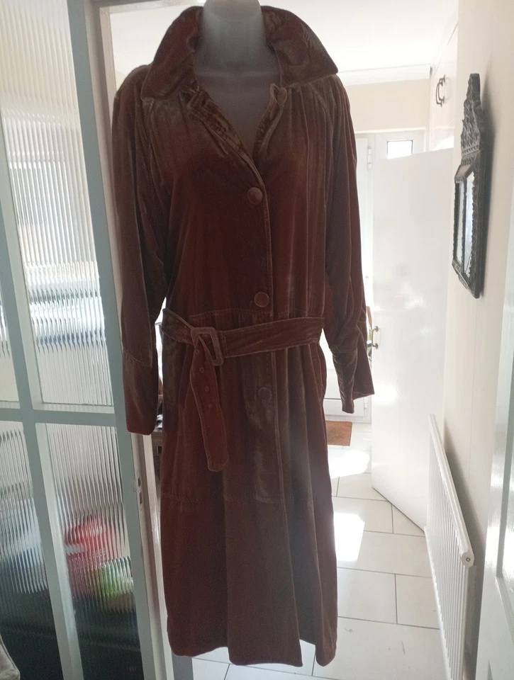 Abrigo plumero de terciopelo Adele Free People nuevo con etiquetas en canela - pequeño Foto 2 de 4