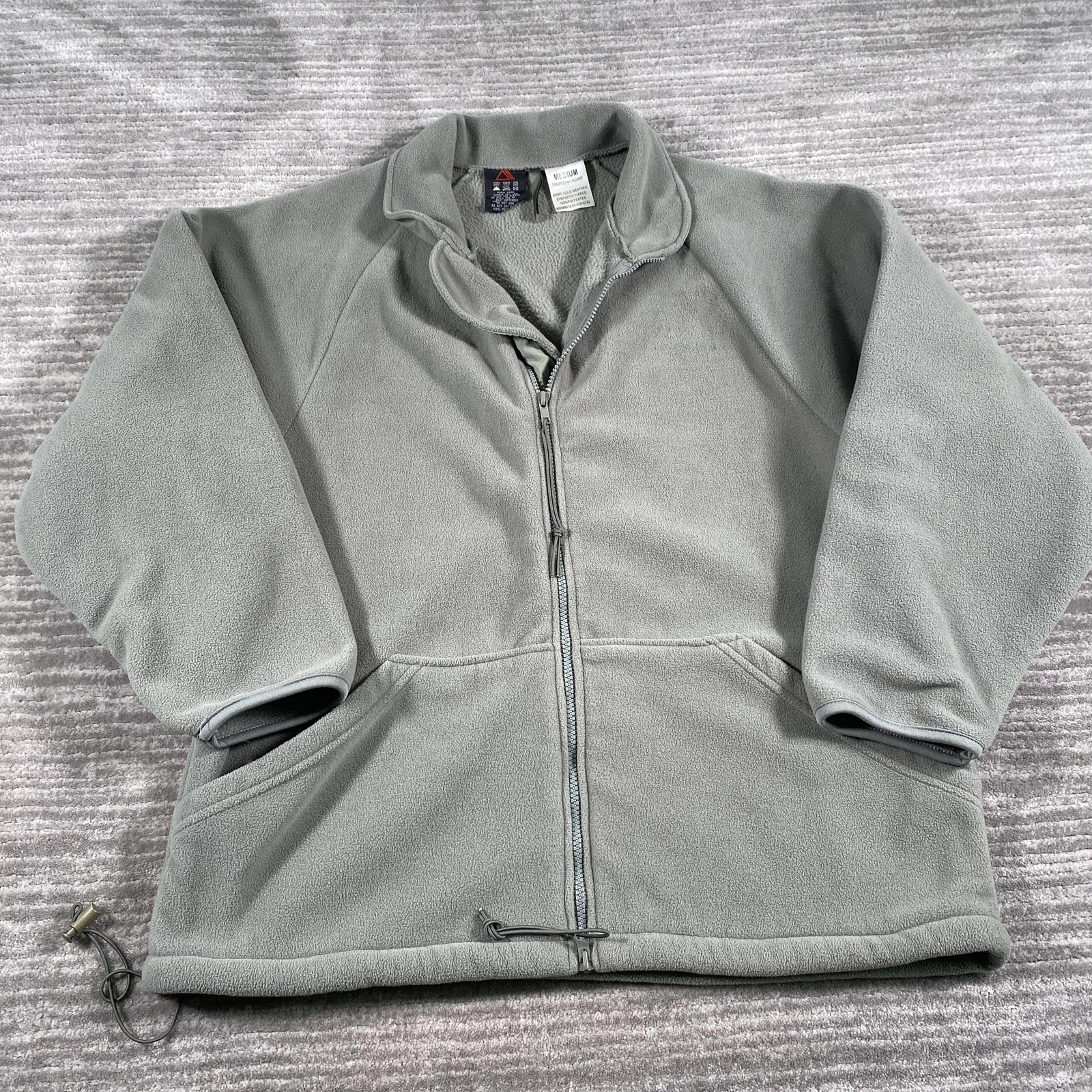 US Army Fleece Jacket Mens Medium Green Cold Weather Synthetic Military Full Zip
Opens in a new wind
