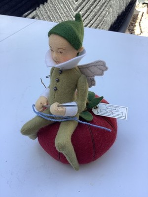 Ｒ.JOHN.WRIGHT 1998/1999 R JOHN WRIGHT Collectors Club PERIWINKLE Felt Doll #364