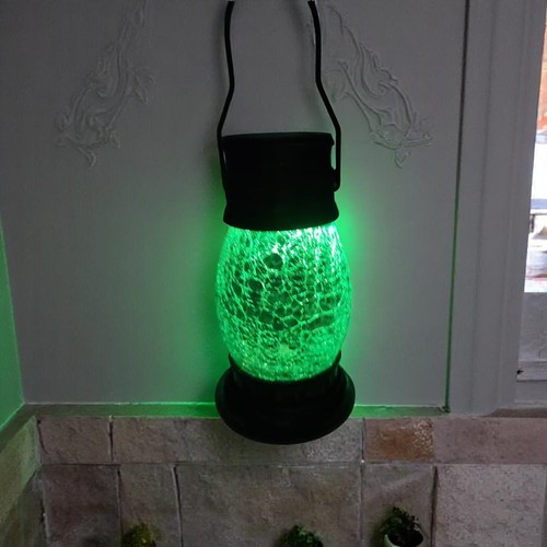 Lanterna in vetro crepitante solare - luce LED che cambia colore per giardino o patio - Foto 10 di 13
