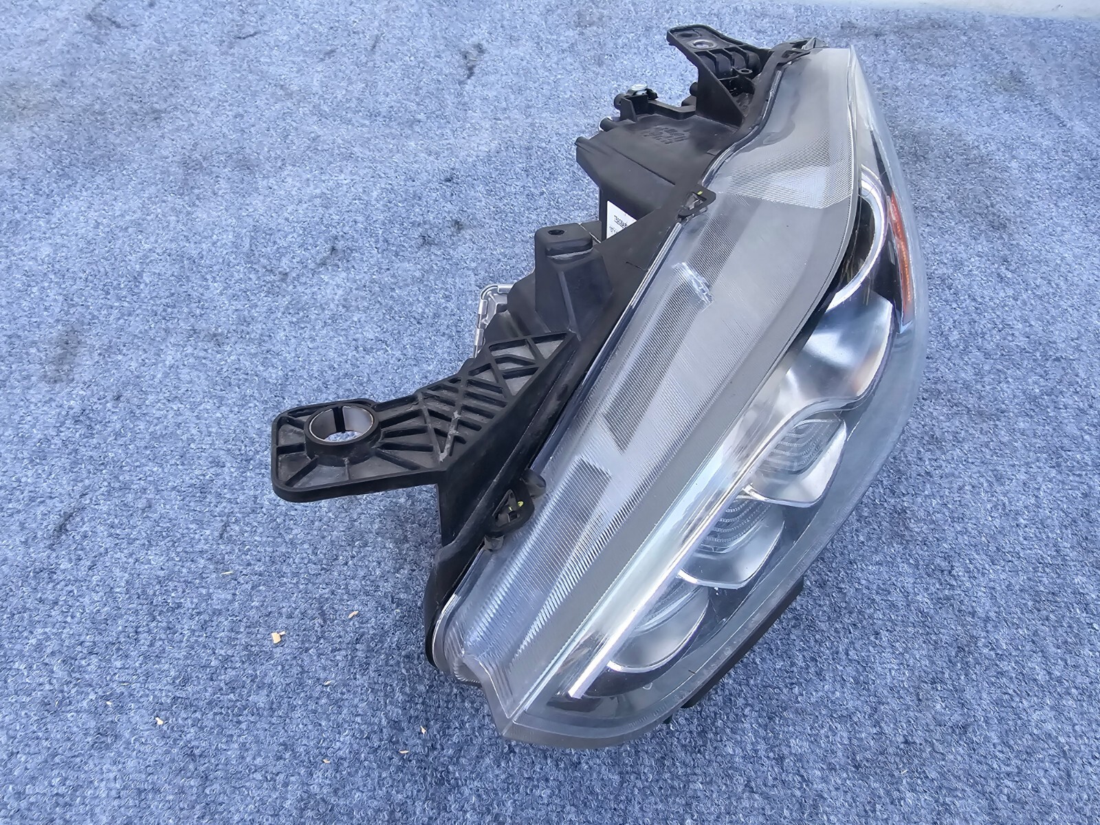 LEFT SIDE BI XENON HEADLIGHT ASSEMBLY COMPLETE OEM 14-19 MASERATI GHIBLI Q4