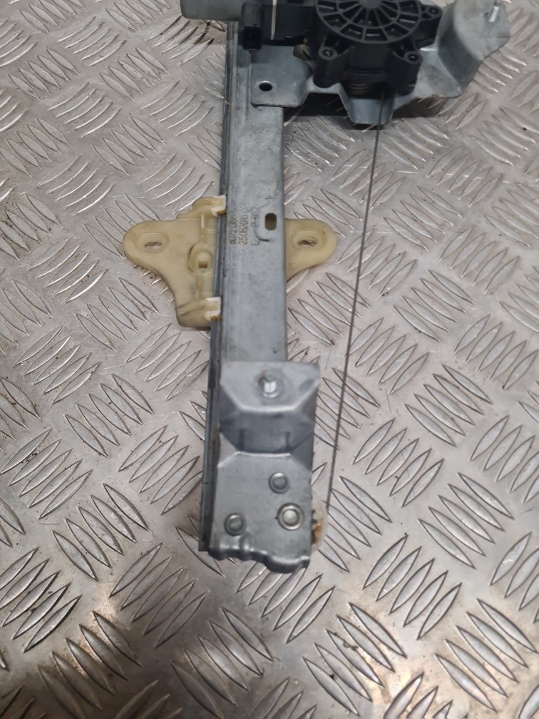 Picture 2 of 19
