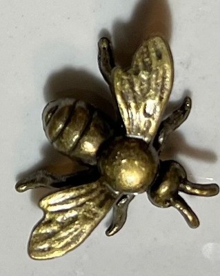 Mini Copper Bee Figurine Antique Bronze Metal Honeybee Decor Beekeeper Gift