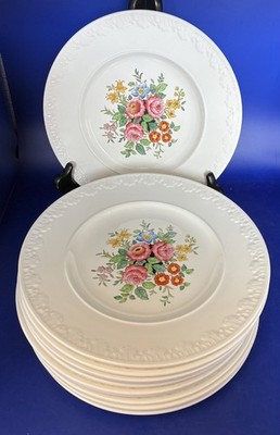 12 Wedgwood Kirkstone Salad Plates- Corinthian Shape