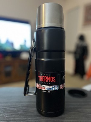 Genuine Thermos Brand Vacuum Insulated Metal Thermos 40 oz/1.2 L - Midnight Blue