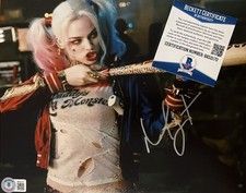 Margot Robbie Signed Photo Beckett COA Autograph 8x10 Suicide Squad Harley Quinn