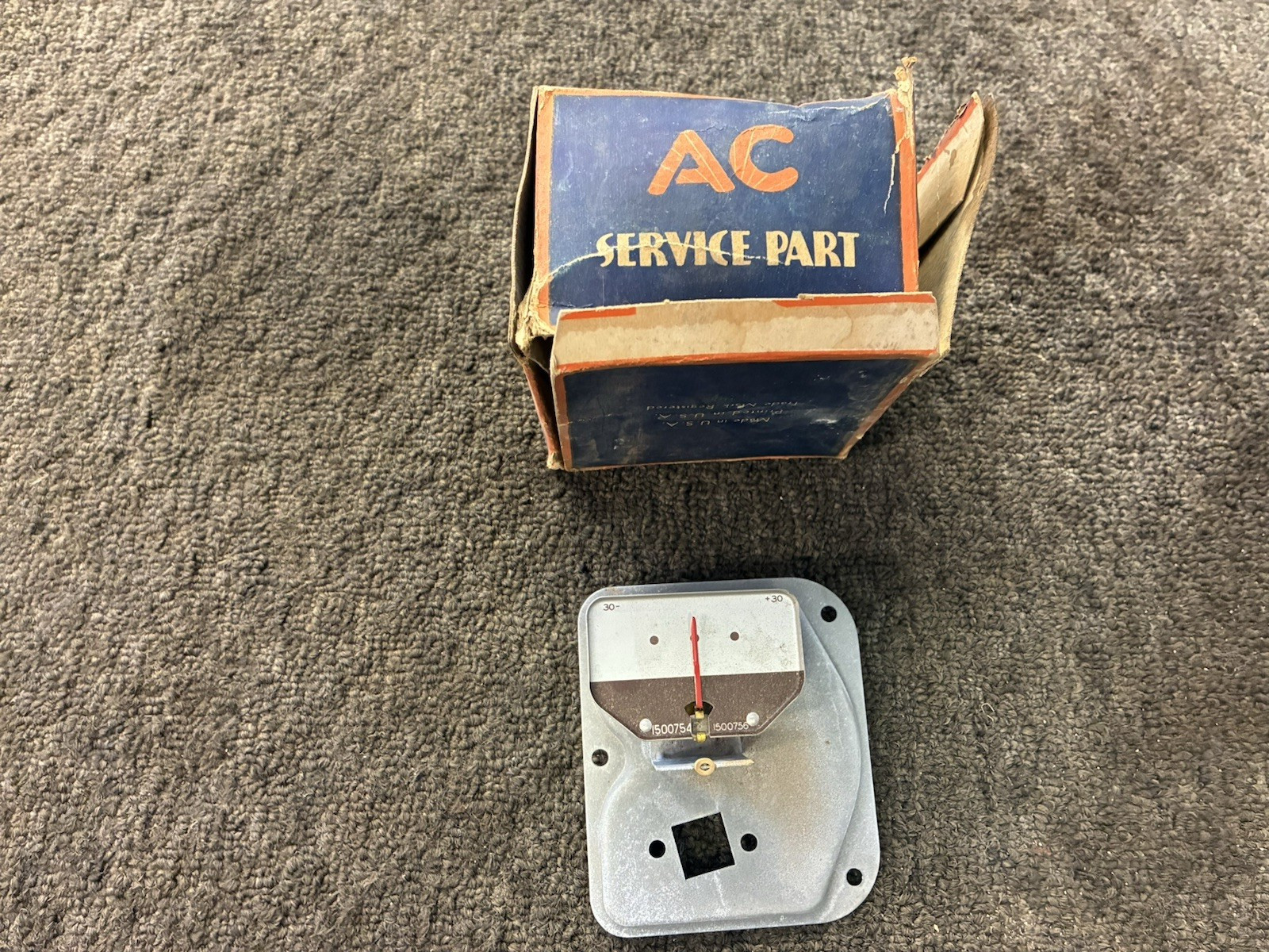 1946 1947 OLDSMOBILE COUPE AMP GAUGE N.O.S. OLDS ROCKET 88 98 PROJECT OLDS