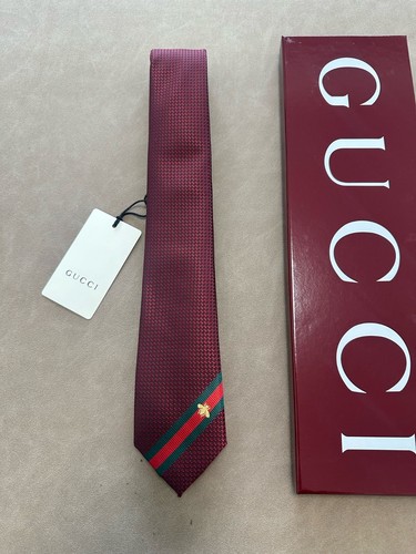 Gucci Men's Bee Web Woven Slim Tie Red Italian Luxury 2.75” Width NWT